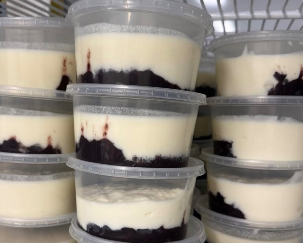 DY2. Yogurt with Black Sticky Rice