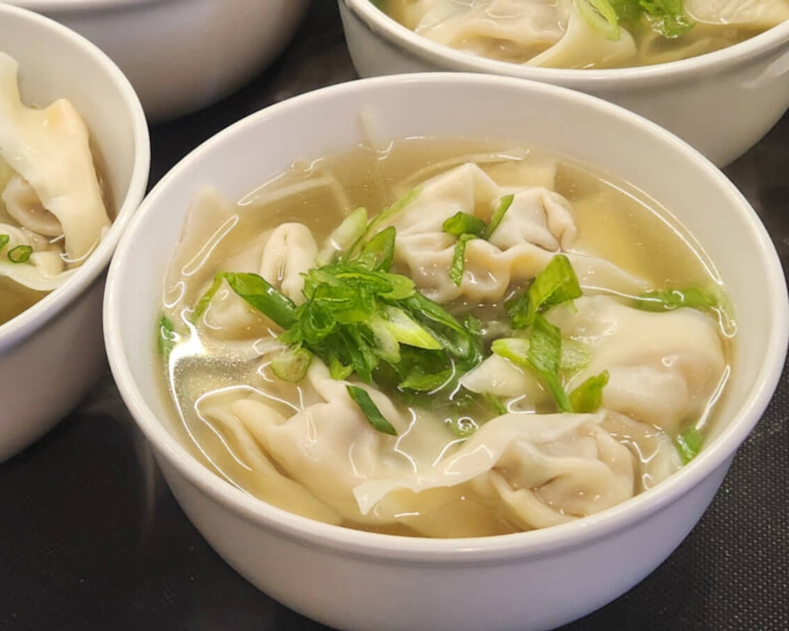 Chicken wonton soup
